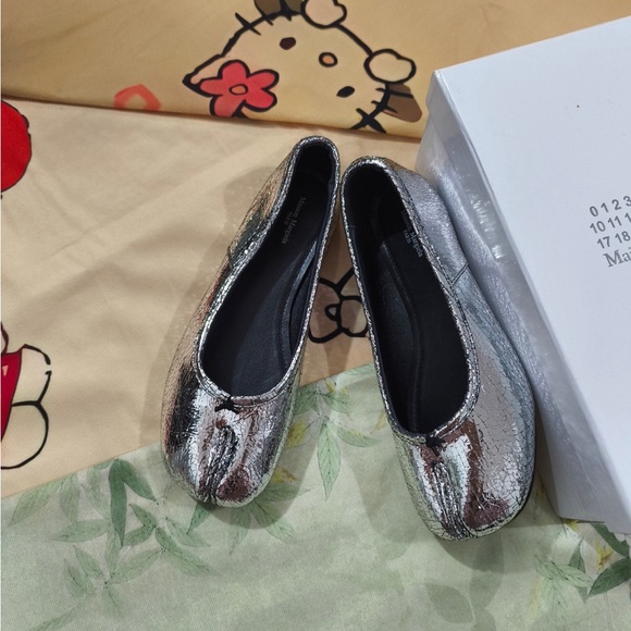 Maison Martin Margiela Shoes - Maison Martin Margiela Metallic Silver Tabi Ballet Flats